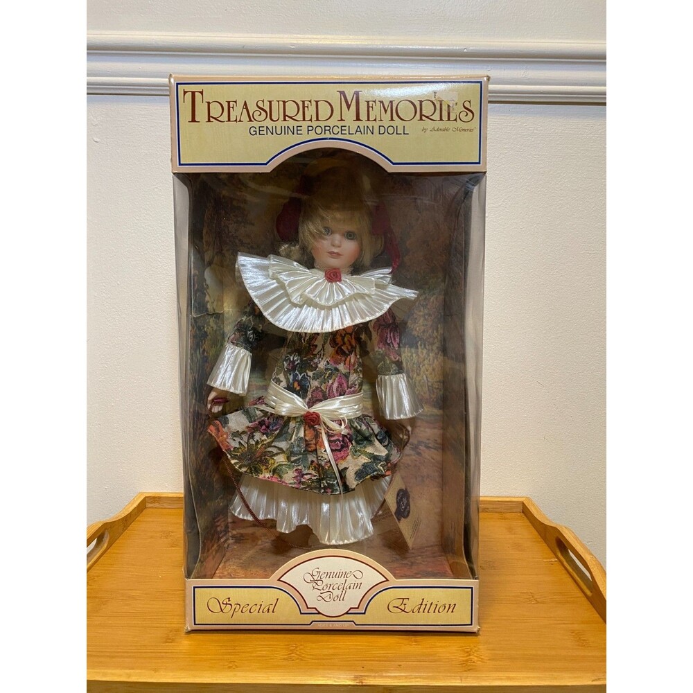 Ellie Porcelain Doll Treasured Memories 18" Special Edition w/ Box & Stand